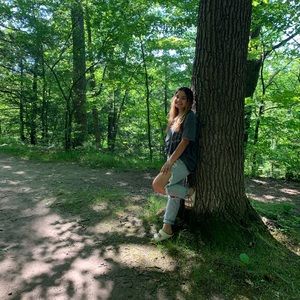 Meet your Posher, Nashali